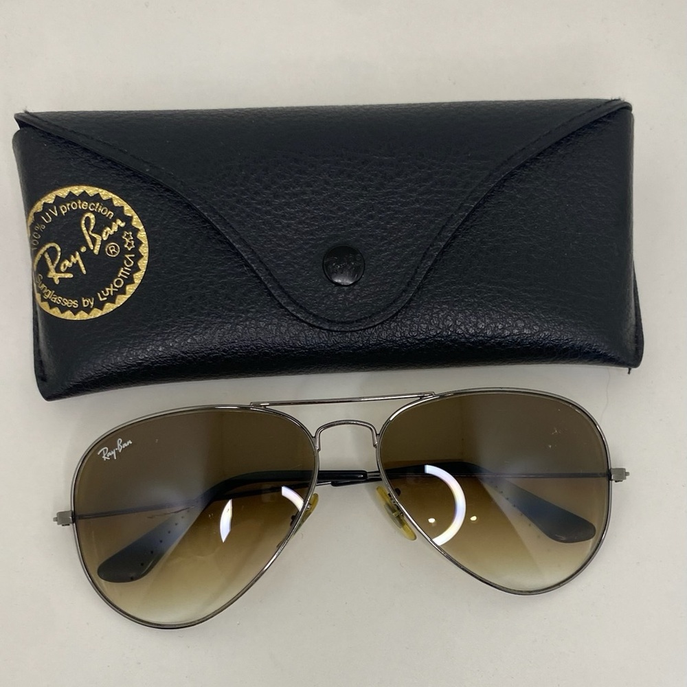 Ray-Ban Aviator Sunglasses - Silver Frame with Brown Gradient Lenses